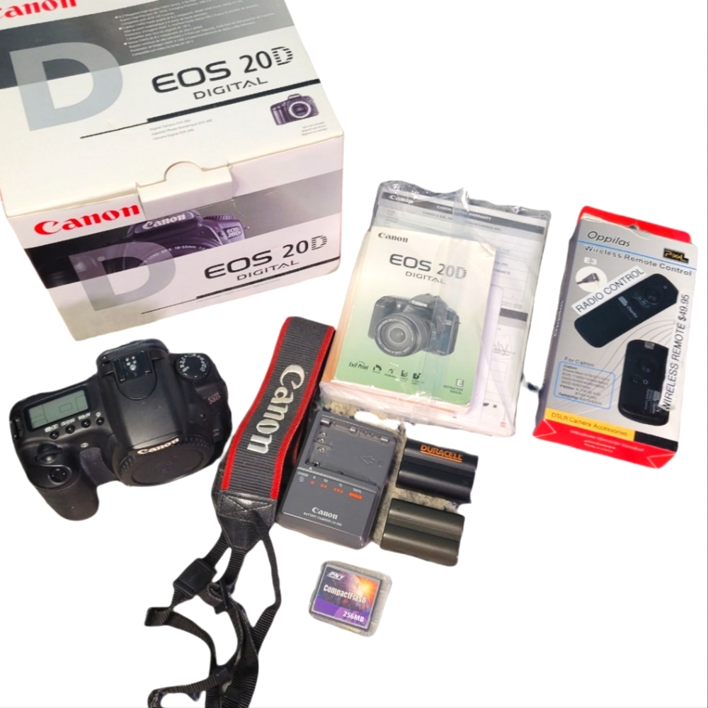 Canon 20D camera body & avcessories
